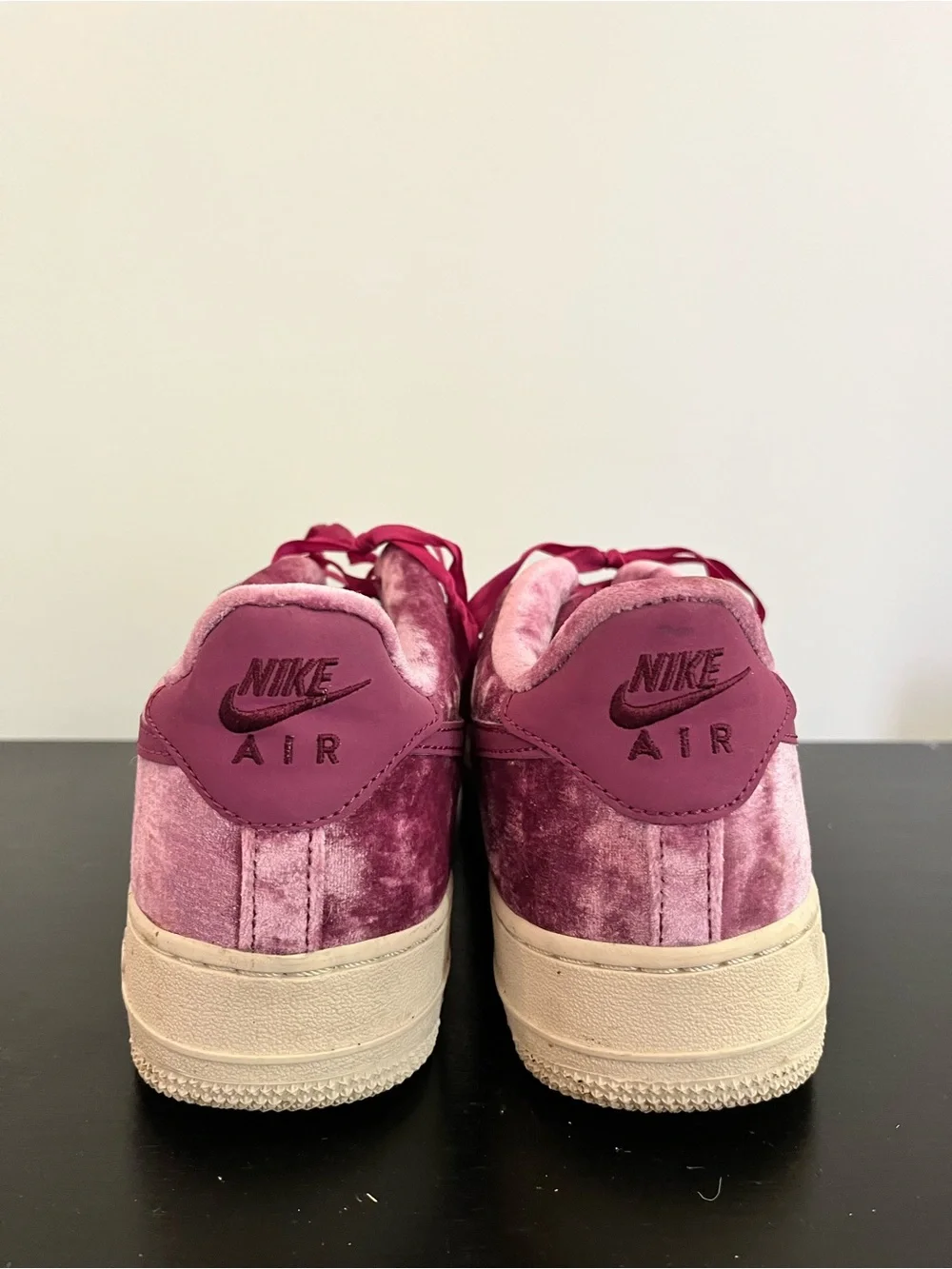 Nike Air Force 1 ‘07 LV8 Crushed Velvet Pink Sneakers Size 7Y (Fits Women’s 8)